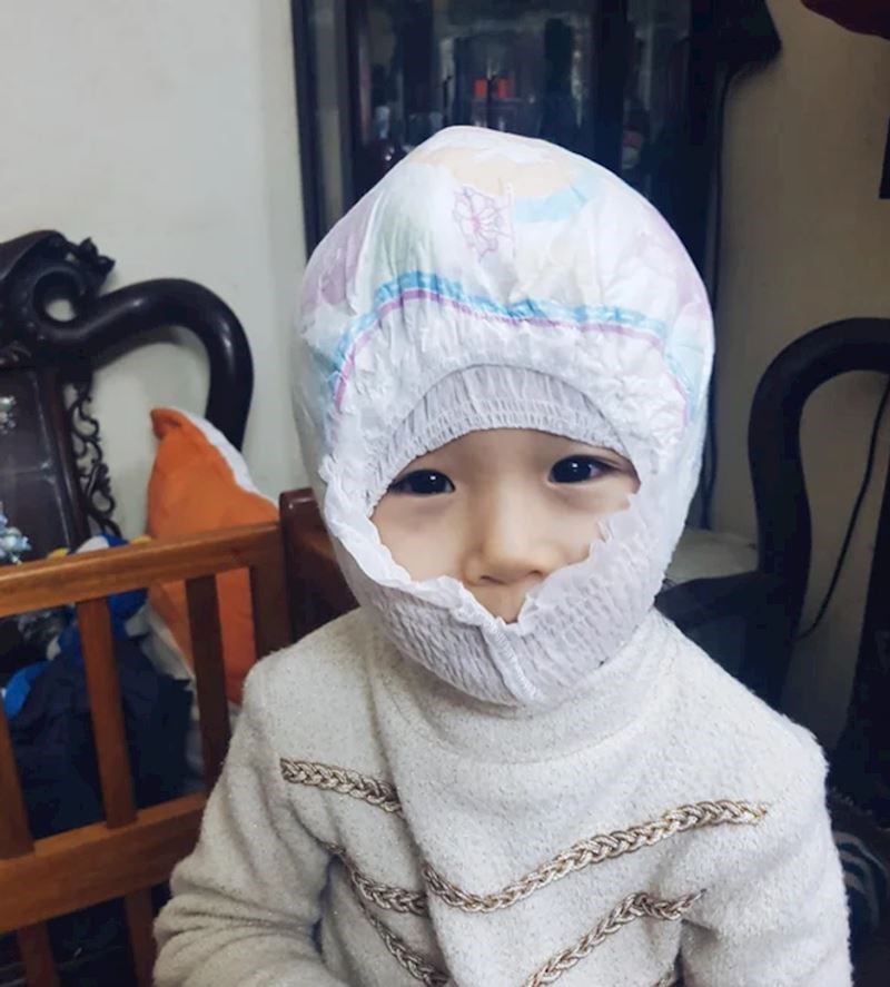 15. Ona misli da je ninja!