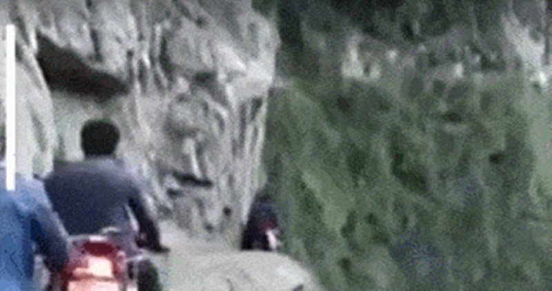 Vozač ovog motora doslovno živi na rubu, on ne poznaje strah od visine