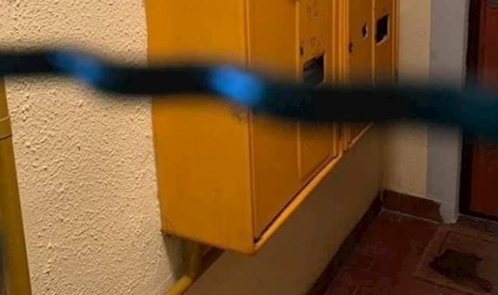 Netko je u Bosni malo ukrasio plinske instalacije u zgradi, fotka je postala hit na Fejsu