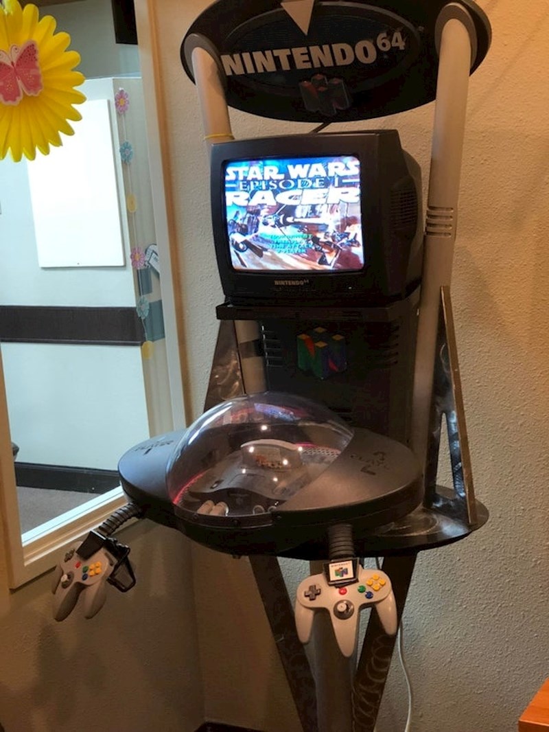 11. Ovakve igrače konzole.