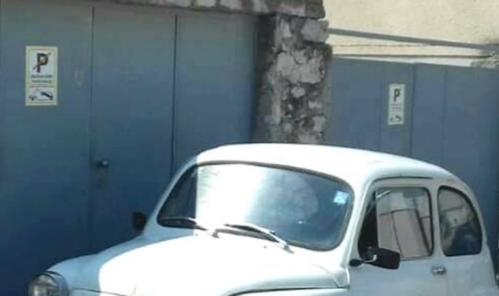 Umrijet ćete od smijeha kad vidite što je tip iz Šibenika zalijepio na svojeg Fiću