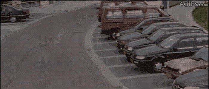 GIF: Genijalan trik kako pobjeći od policije