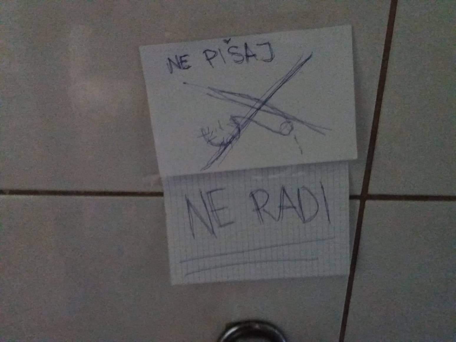 Slikano u WC-u negdje u Osijeku