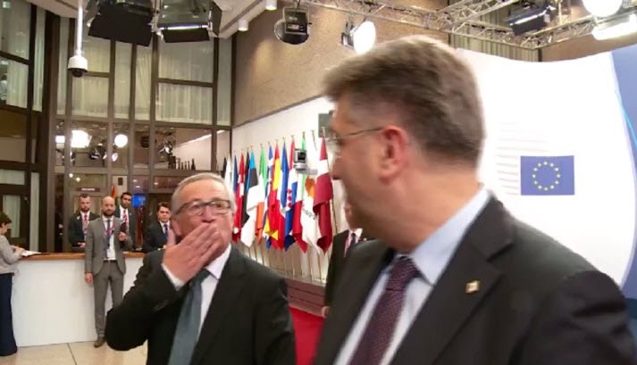 pozdrav iz Brisela....:)))...