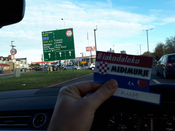 Iako daleko...
