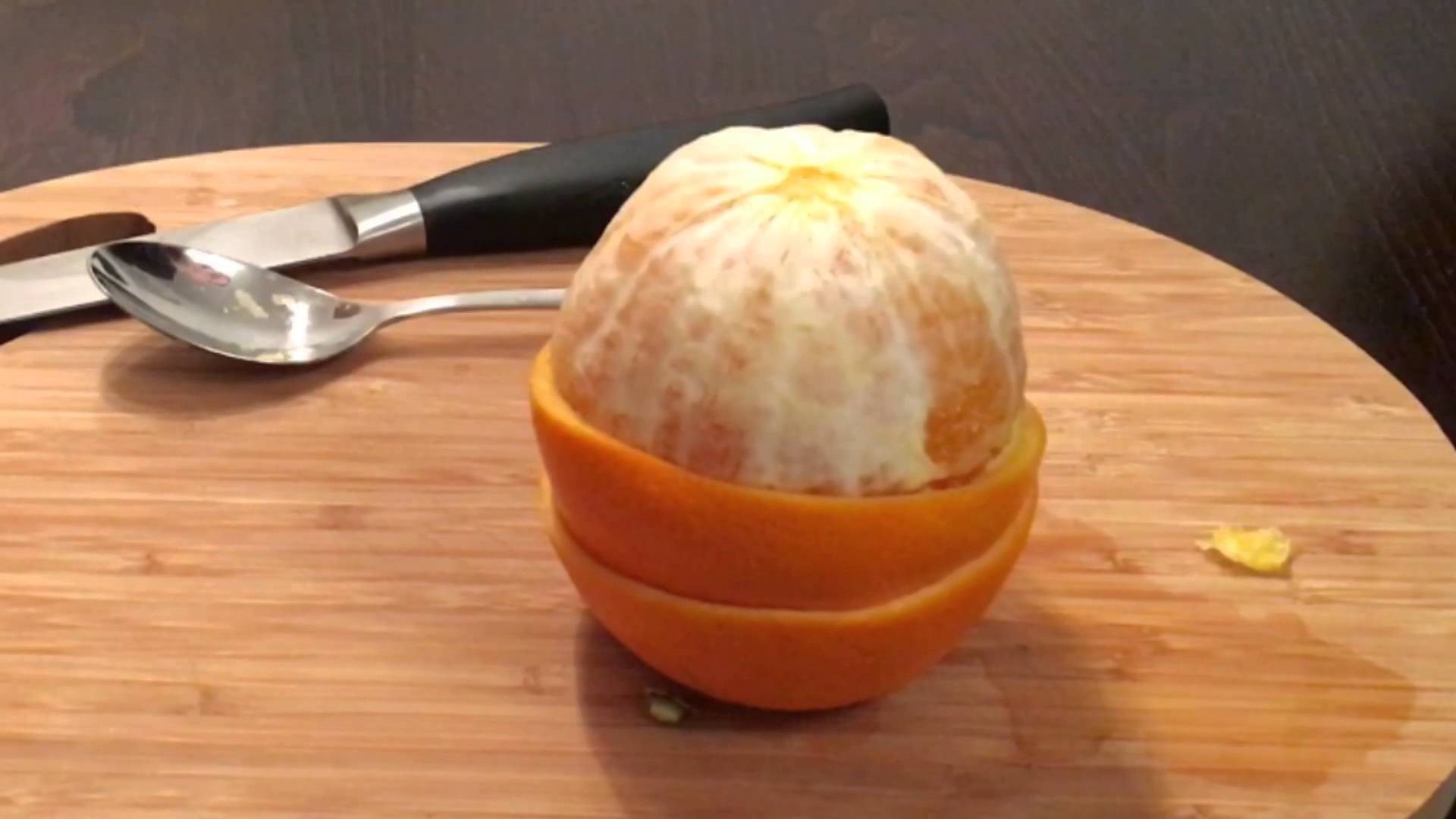Orangen schälen mit Schältrick