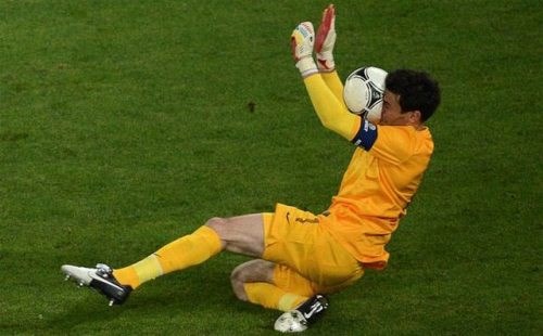 Golman brani makar i nosinom