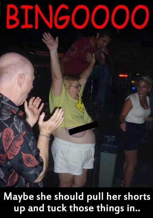 Eto ti zašto starčeki idu na bingo - zbog sisa!