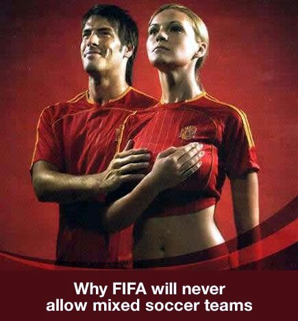 Kad bi žene i muškarci igrali nogomet zajedno