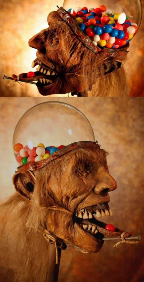 Evo dijete, uzmi žvaku, ak uspiješ ne dobit infarkt