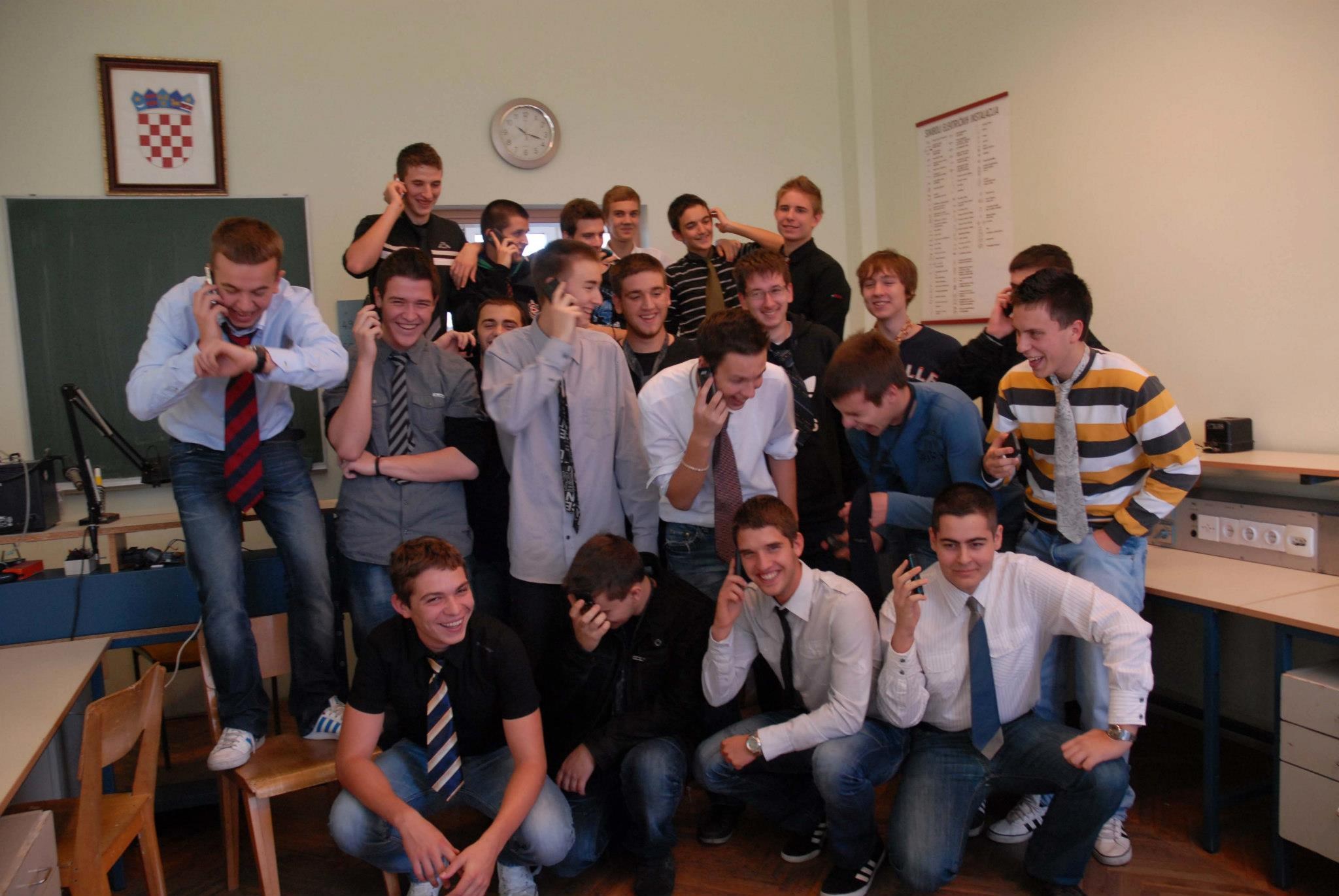 Digni palac za maturalac: 3.eT2, ETPŠ Osijek