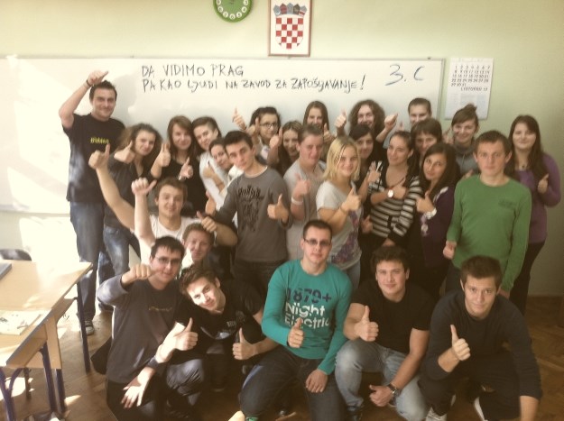 Digni palac za maturalac: 3.c, Ekonomska škola Sisak