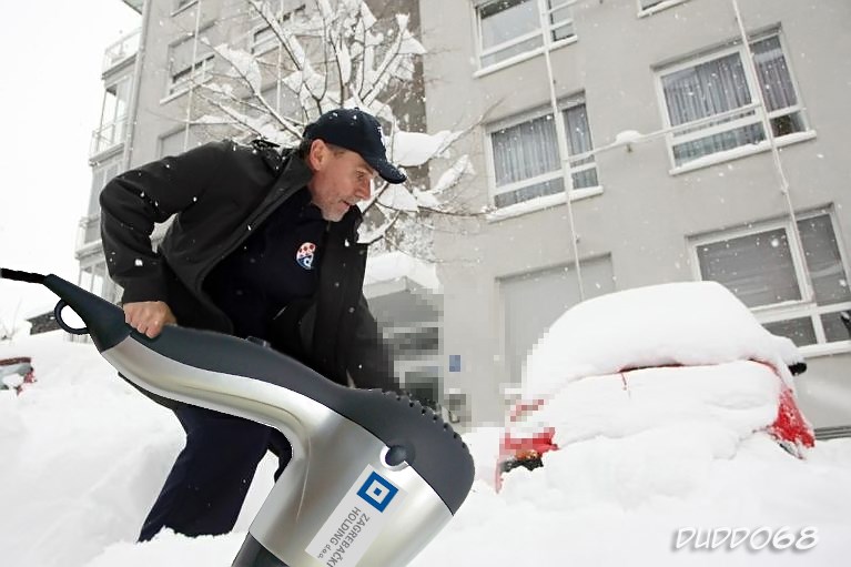 Fensko čišćenje snijega!