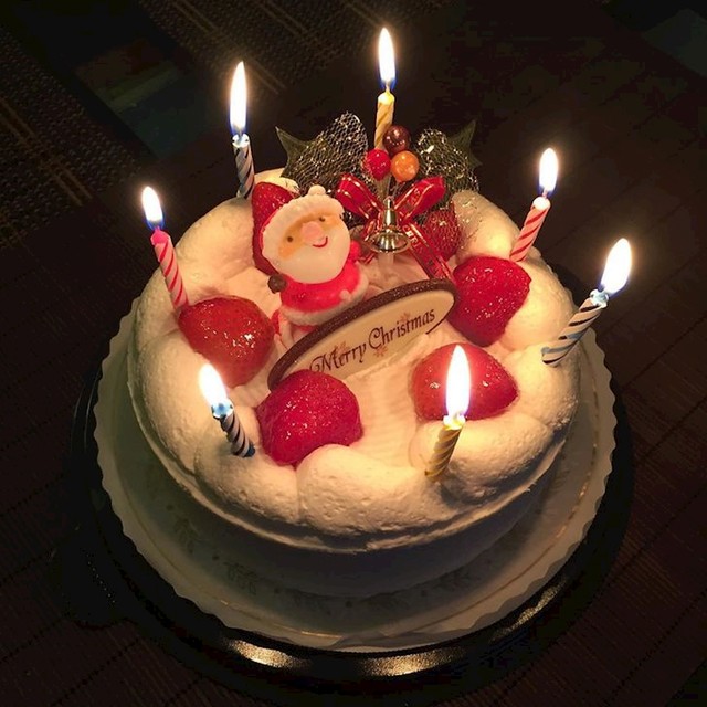 7. U Japanu je crveno-bijela torta vrhunac blagdana.