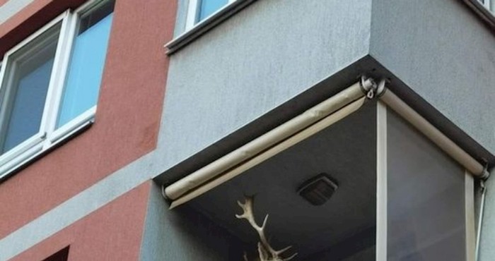 Ovaj balkon postao je hit zbog bizarnog detalja; ovog ima samo na Balkanu!