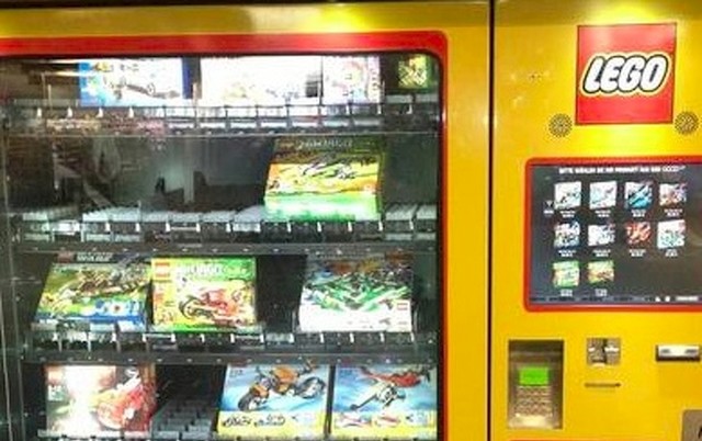 #7 Kome treba hrana kad može imati Lego?