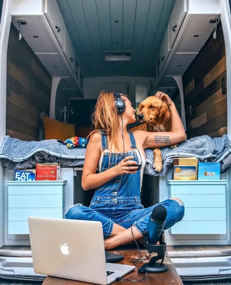 Mnogo ljudi podržava Sydney koja je inspiracija svima koji žele ići u avanturu.