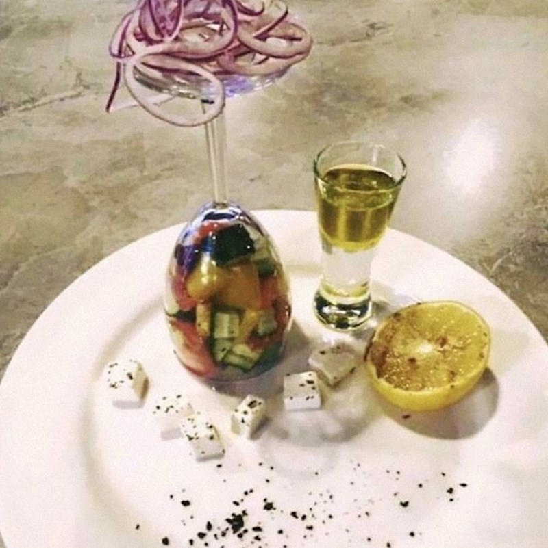 Čudna grčka salata.