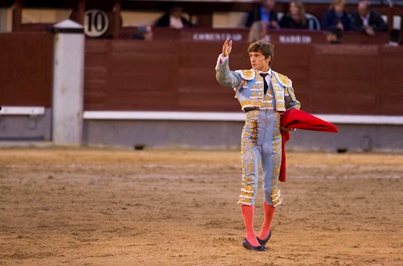 #11 Bikovi nisu očarani crvenom bojom