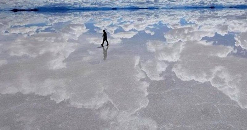 Najveća slana površina na svijetu nalazi se u Boliviji i prostire se na više od 10 tisuća kvadratnih kilometara