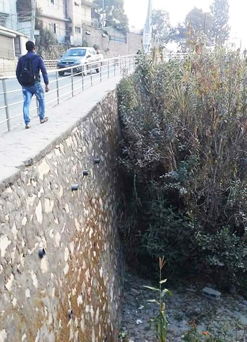 #3 Jedna obična ulica u Katmanduu ...