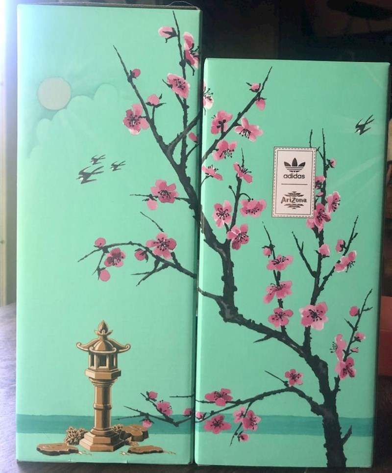 "Kupili smo 2 cipele različitih veličina, ali kutije se savršeno slažu jedna s drugom."