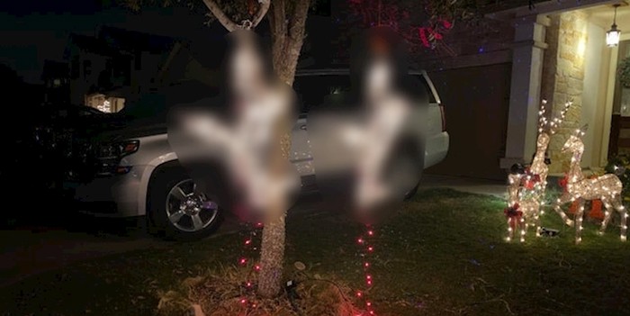 Pogledajte neobičnu božićnu dekoraciju ispred ove kuće u SAD-u