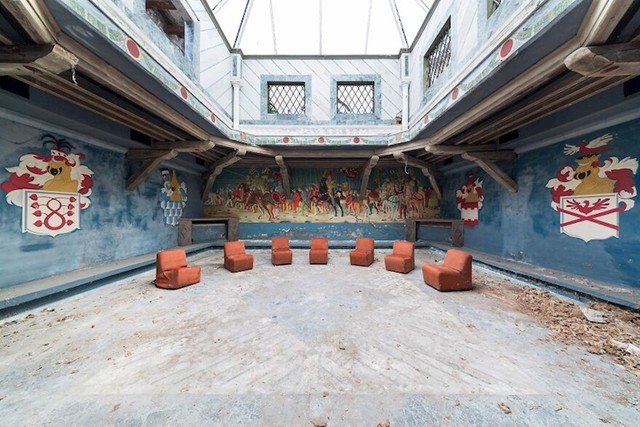 #1 Napušteni noćni klub, Italija