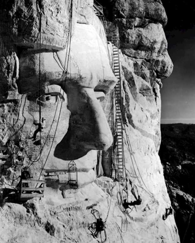 Mount Rushmore u izgradnji, 1927.