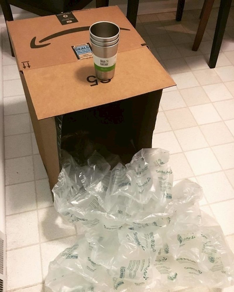 "Ovoliko pakiranja za ovaj mali ekološki proizvod. Ovo je smiješno."