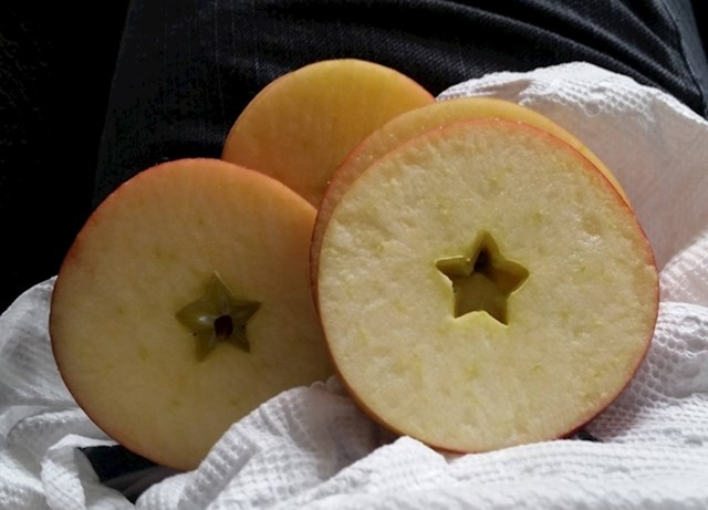 „Kad sam narezao jabuku, u srži je bila savršena zvijezda."