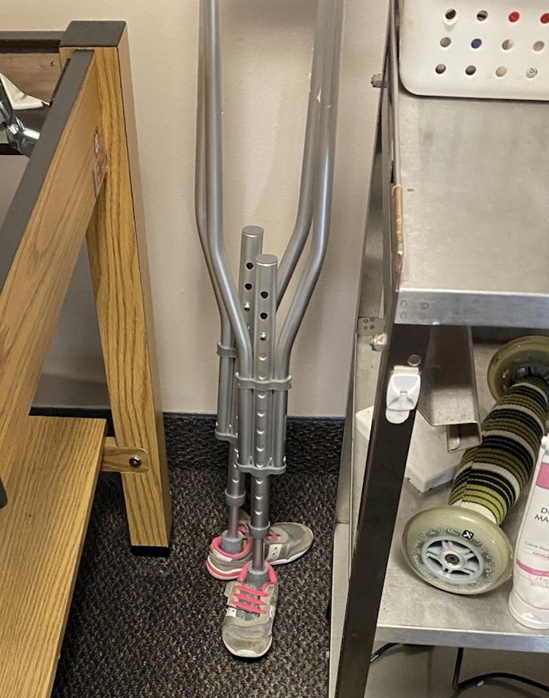 “Kreativno rješenje mog pacijenta kako bi njegove štake otale  čiste vani.”