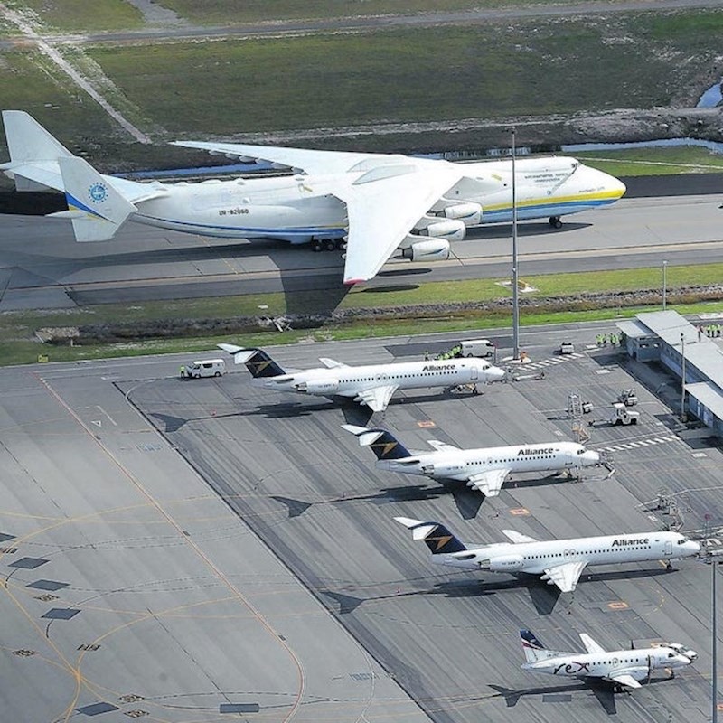 Antonov 225.