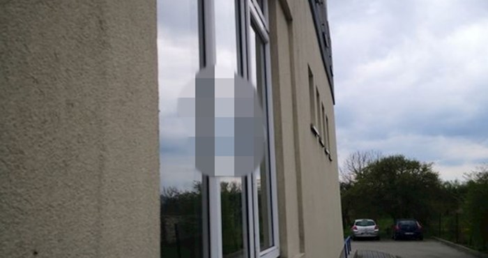 U ovom poljskom selu imaju poseban način postavljanja prozora