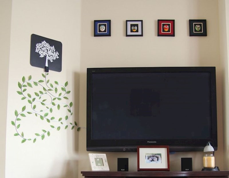 “Odlučio sam nabaviti TV antenu. Ako ne možete sakriti kabel, budite kreativni.”