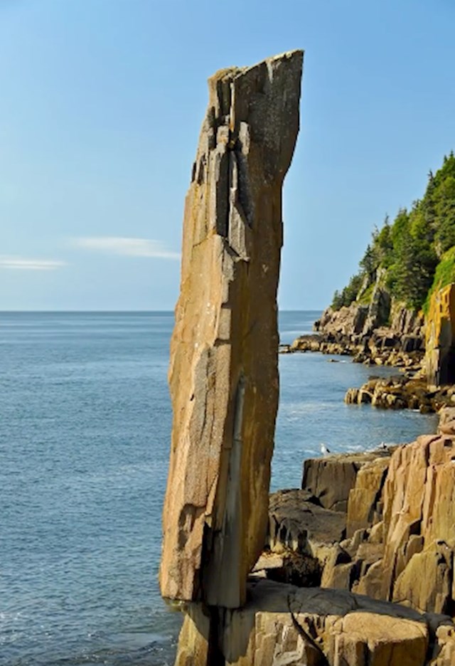 #6 "Balancing rock" turistička atrakcija u Kanadi.