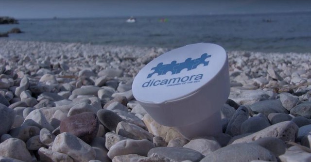 Kreativan primjer očuvanja okoliša su i prijenosne pepeljare za plažu koje dobro dođu tijekom ljetnih gužvi.