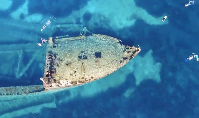 Ova očaravajuća olupina broda nalazi se na jednom hrvatskom otoku