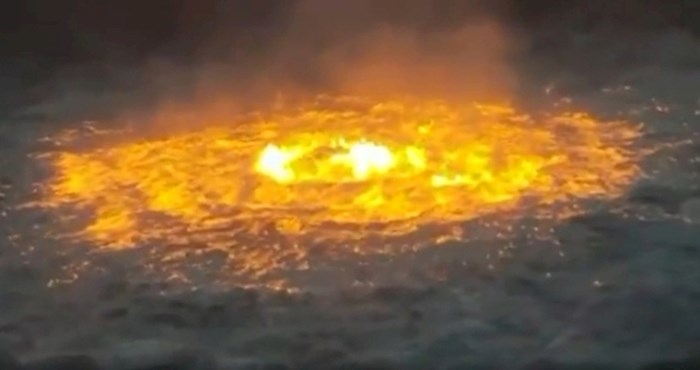 Nevjerojatan prizor oceana u plamenu nakon puknuća plinovoda u Meksičkom zaljevu
