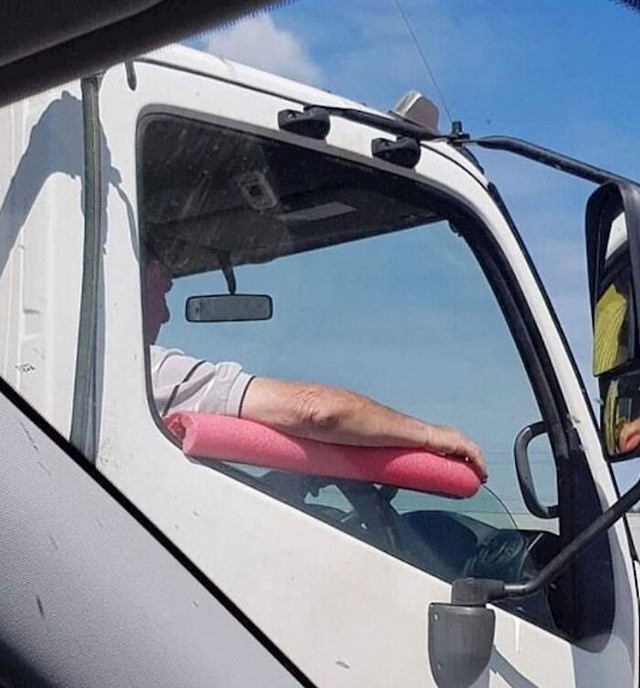 "Napravio je udoban naslon za ruke za duge vožnje."