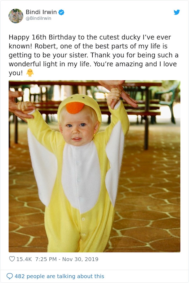Robertova sestra Bindi, također se pridružila rođendanskim željama uz simpatičnu obiteljsku fotografiju.
