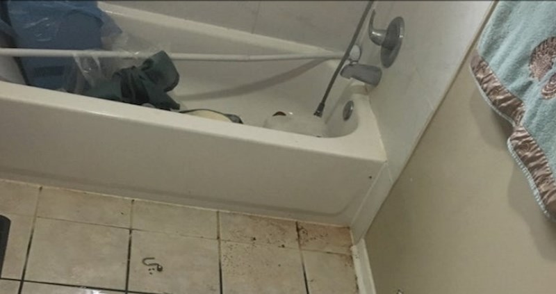 Sigurno ste se barem jednom poskliznuli u kupaonici ali ne kao ovaj tip