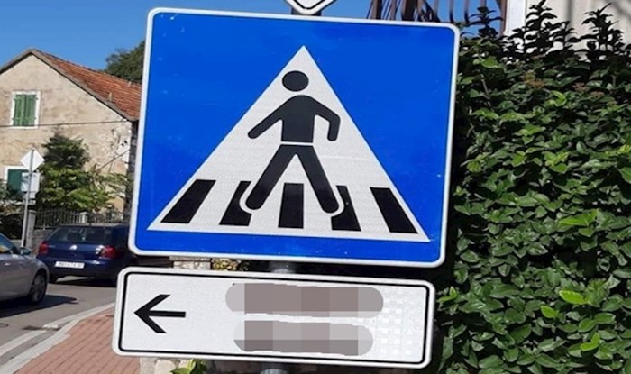 U ovom dalmatinskom mjestu očekuju vas urnebesni prometni znakovi