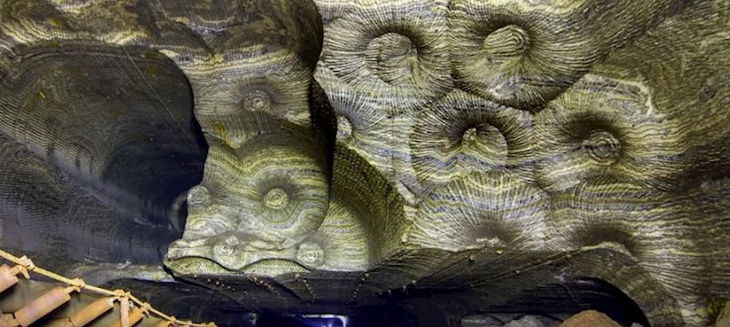 #1 Napušteni rudnik soli u Rusiji.