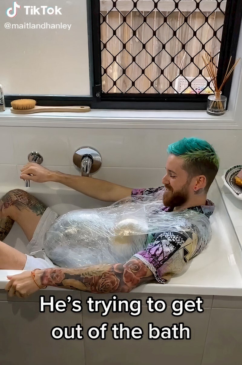 Ulazak i izlazak iz kade postao je problem.