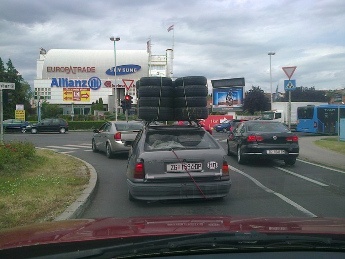 kaj će nama bećarima kamion...