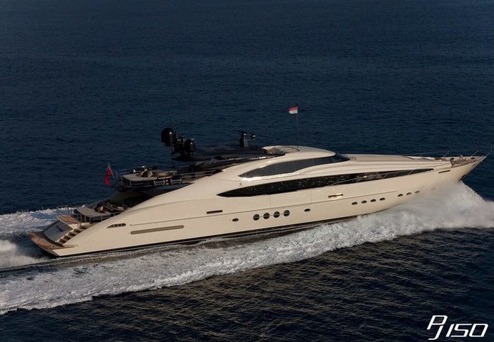 Palmer Johnson 45M. 