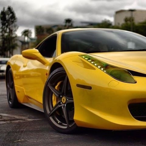 Yellow Ferrari 458 Italia.