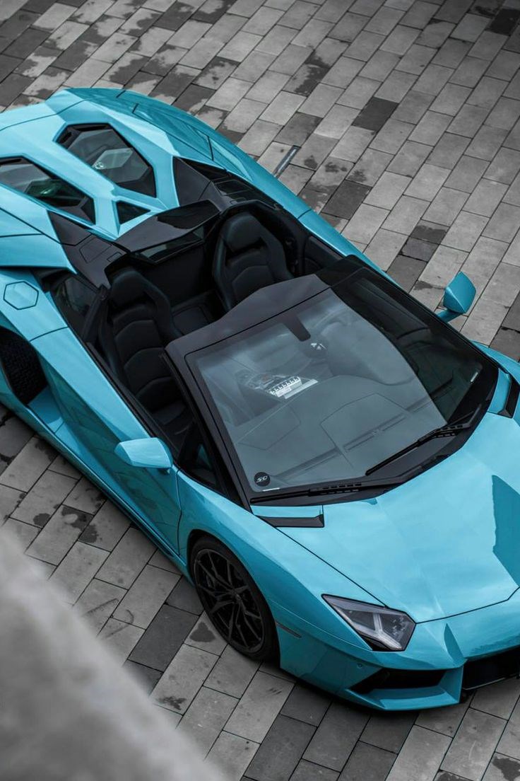 Blue Aventador.