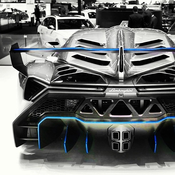 Lamborghini Veneno.